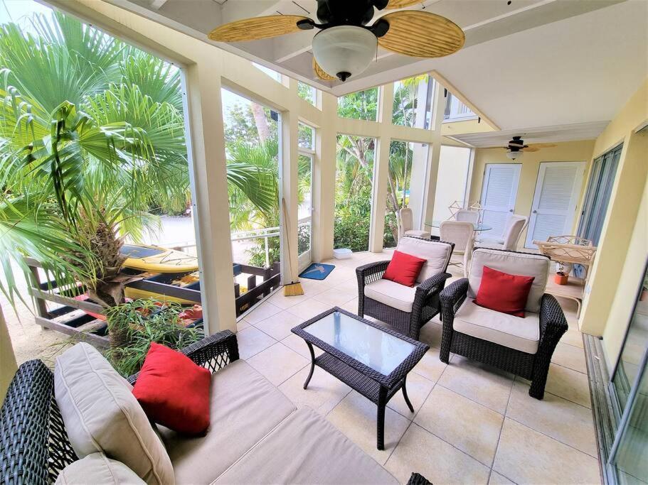 Island House # 9 Apartment Driftwood Village Екстериор снимка